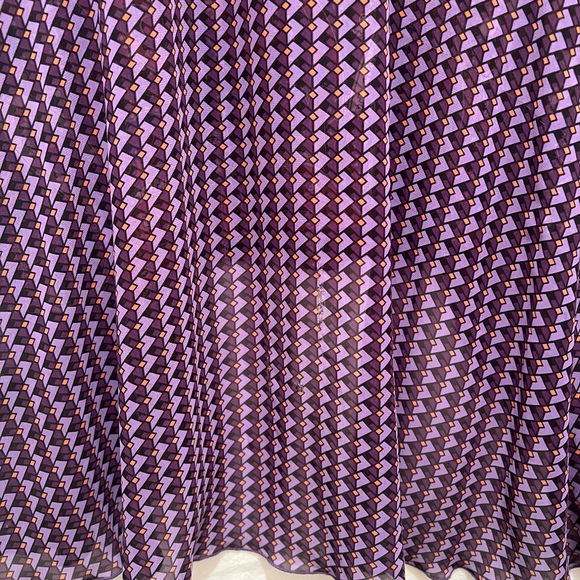 Women’s Peck & Peck L Purple Paisley 2 piece tank top w/ kimono style cover - Picture 9 of 12